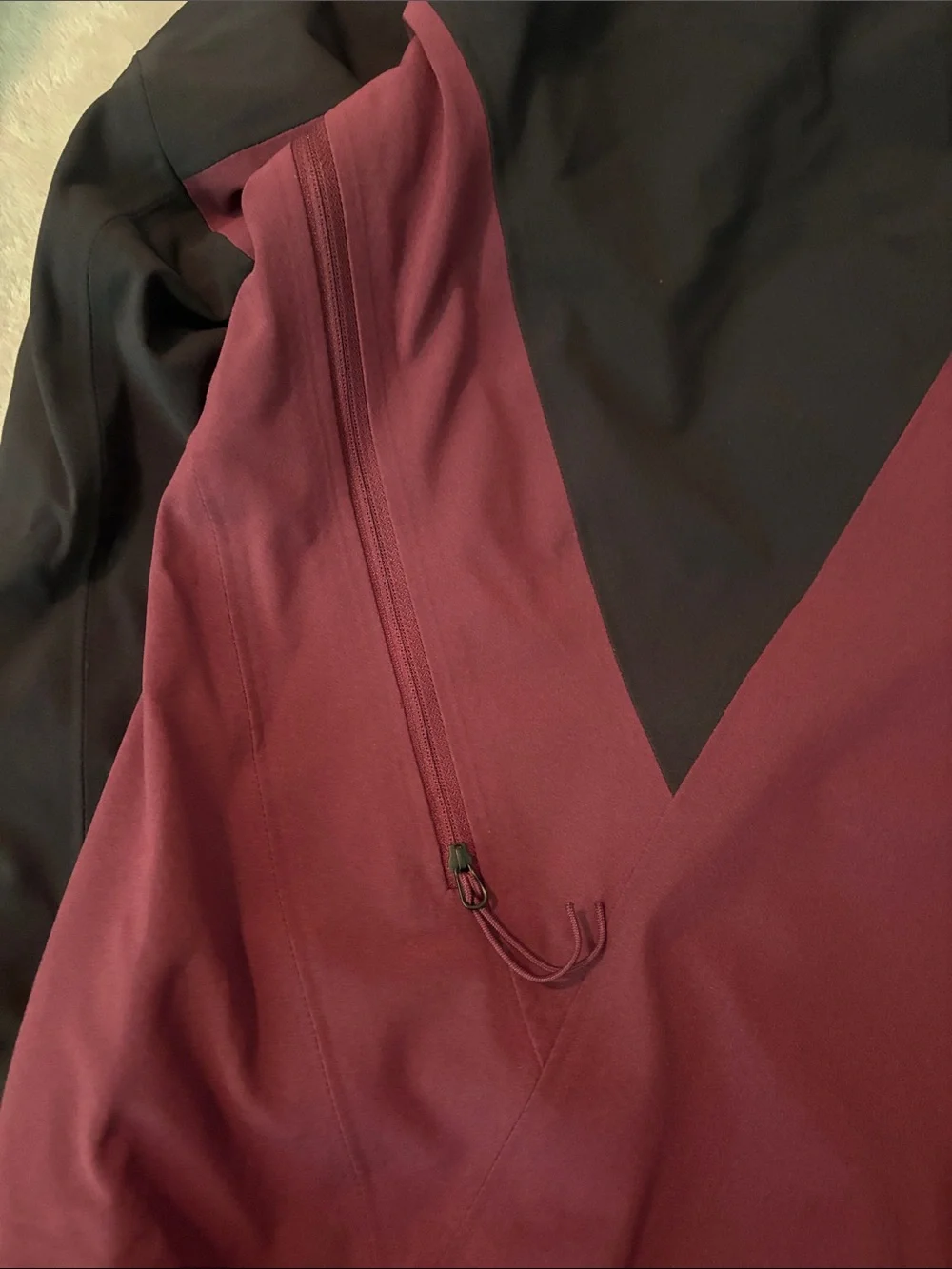 North Face Men's Hooded Softshell Jacket in Burgundy and Black